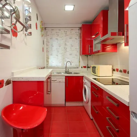 Spacious 2 Bedroom In The Heart Of Triana *