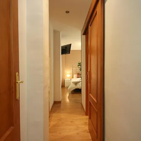 Apartment Spacious 2 Bedroom In The Heart Of Triana